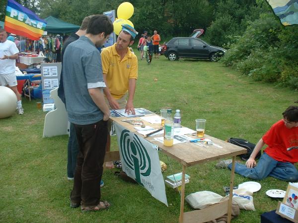 the (very) basic oxford indymedia stall