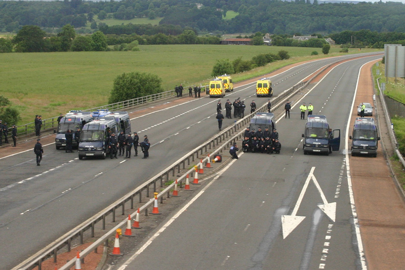 Police on the M9